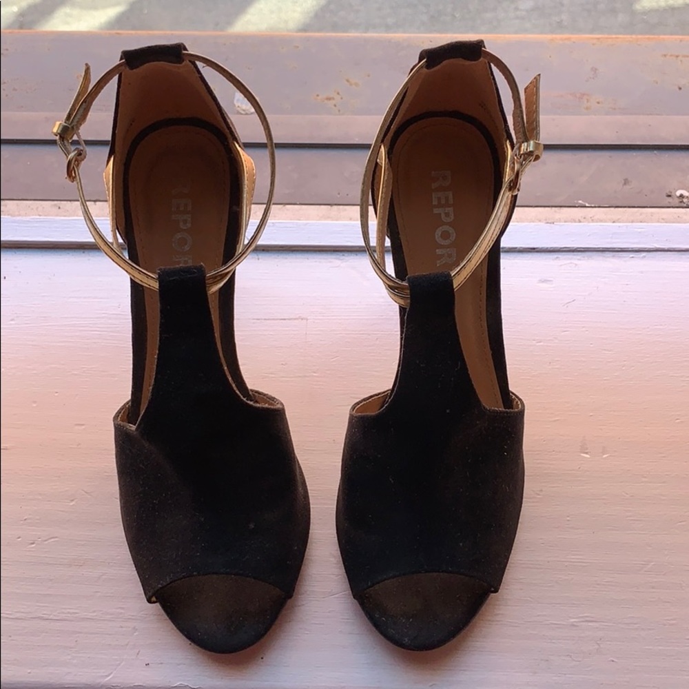 Report Black and Gold Heels